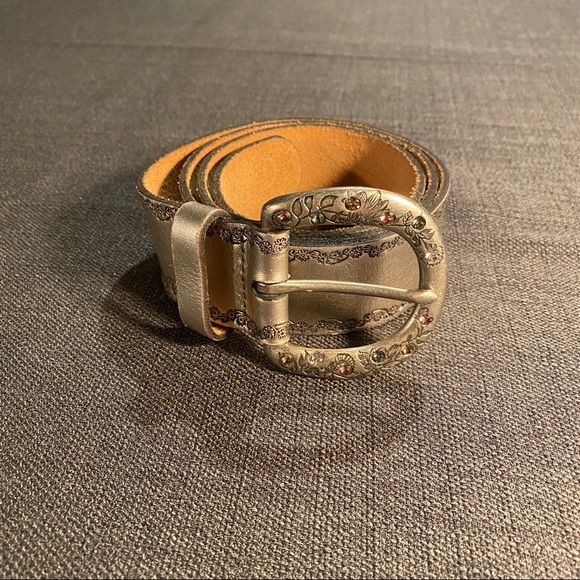 Fossil Belt - Picture 3 of 8